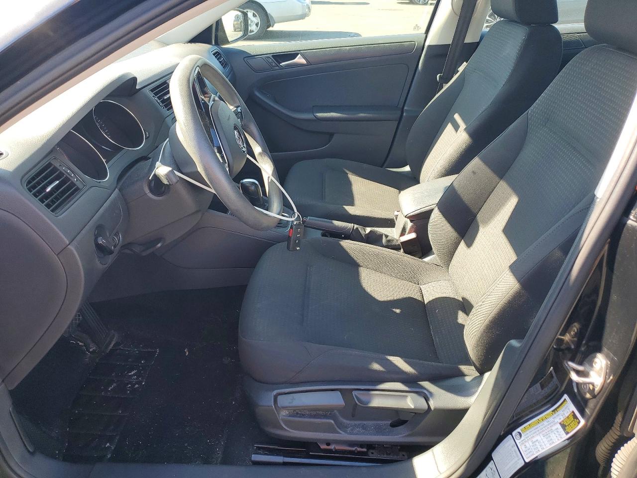 2015 VOLKSWAGEN JETTA