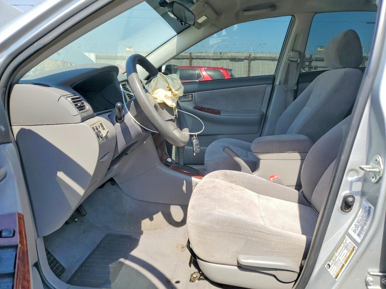 2005 TOYOTA COROLLA