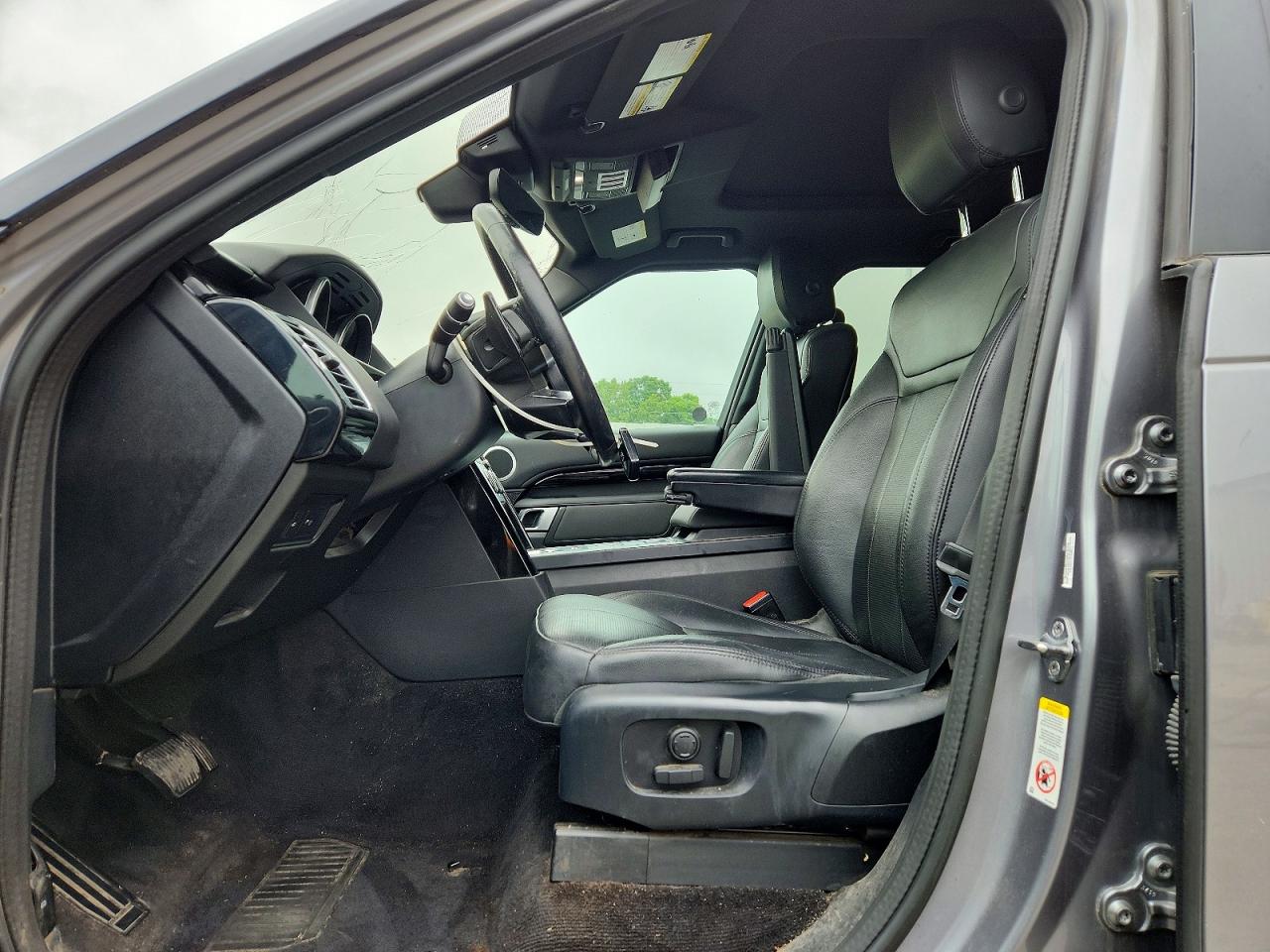 2020 LAND ROVER DISCOVERY