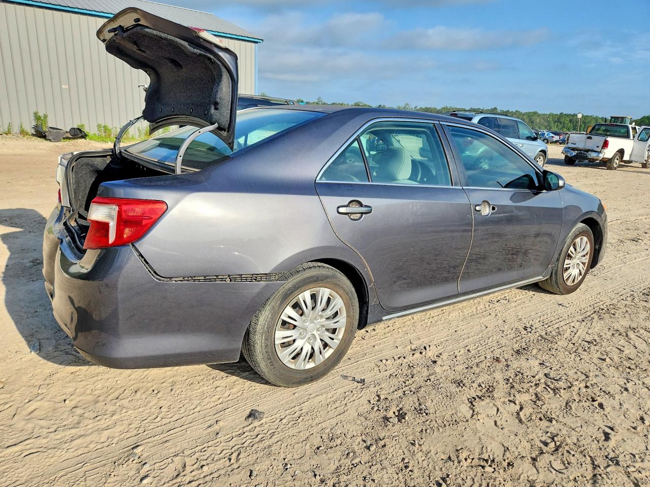 2012 TOYOTA CAMRY