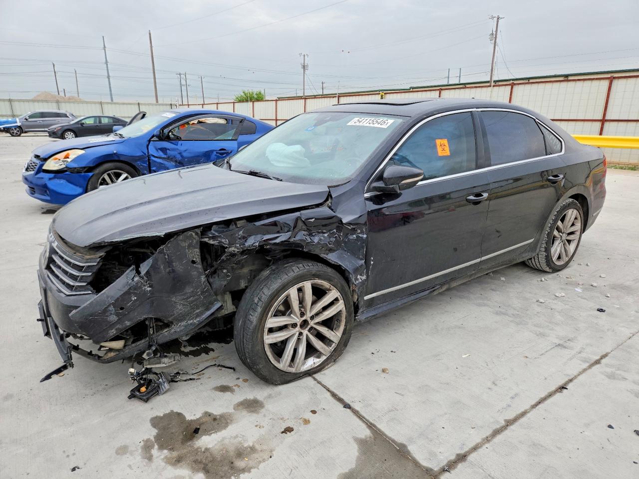 2017 VOLKSWAGEN PASSAT