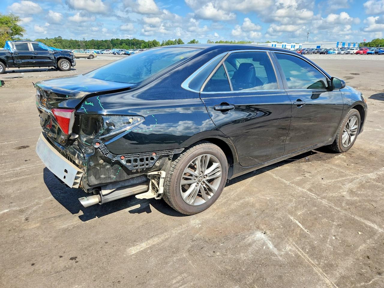 2015 TOYOTA CAMRY