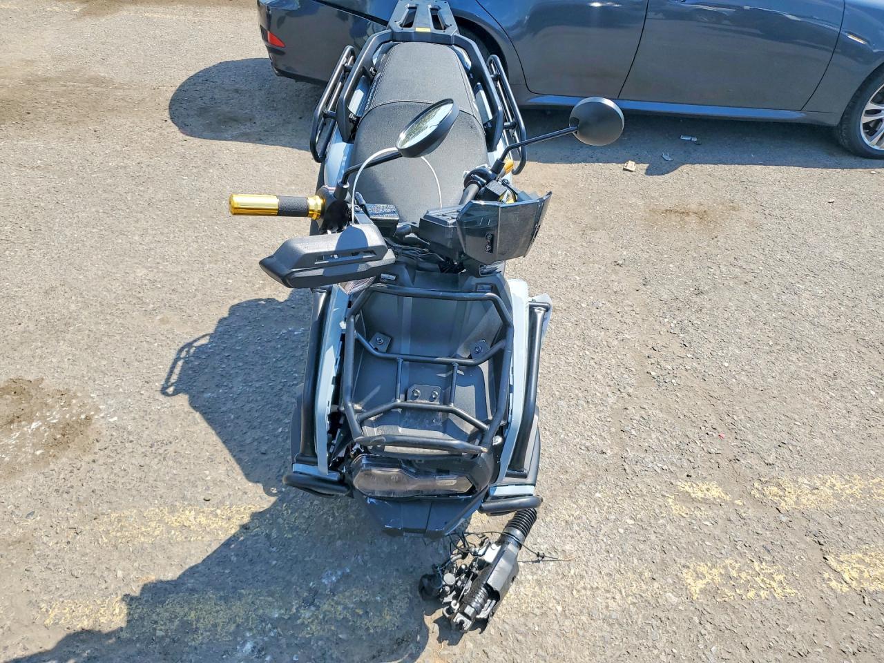 2026 SUZUKI DL800
