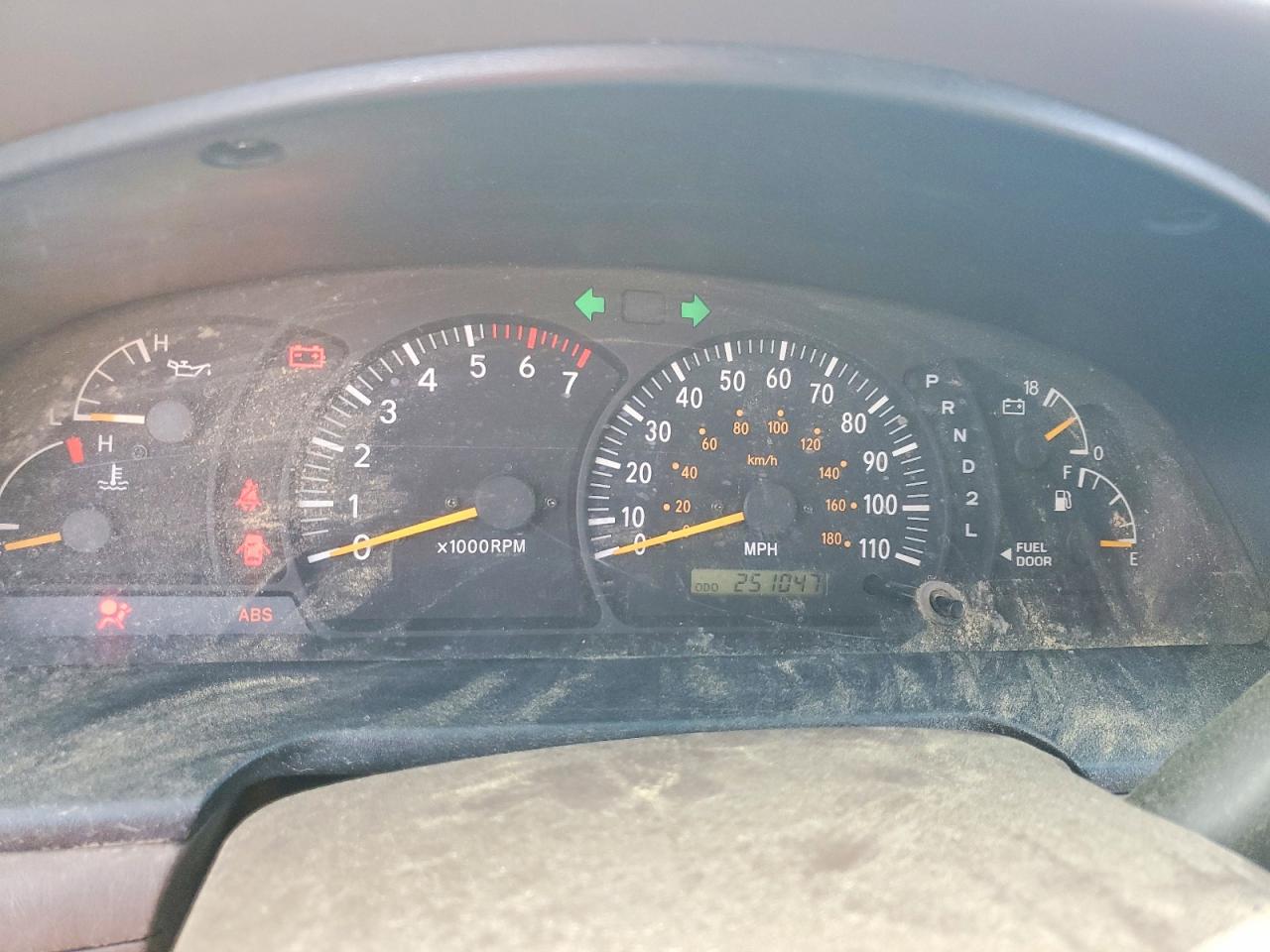 2002 TOYOTA TUNDRA