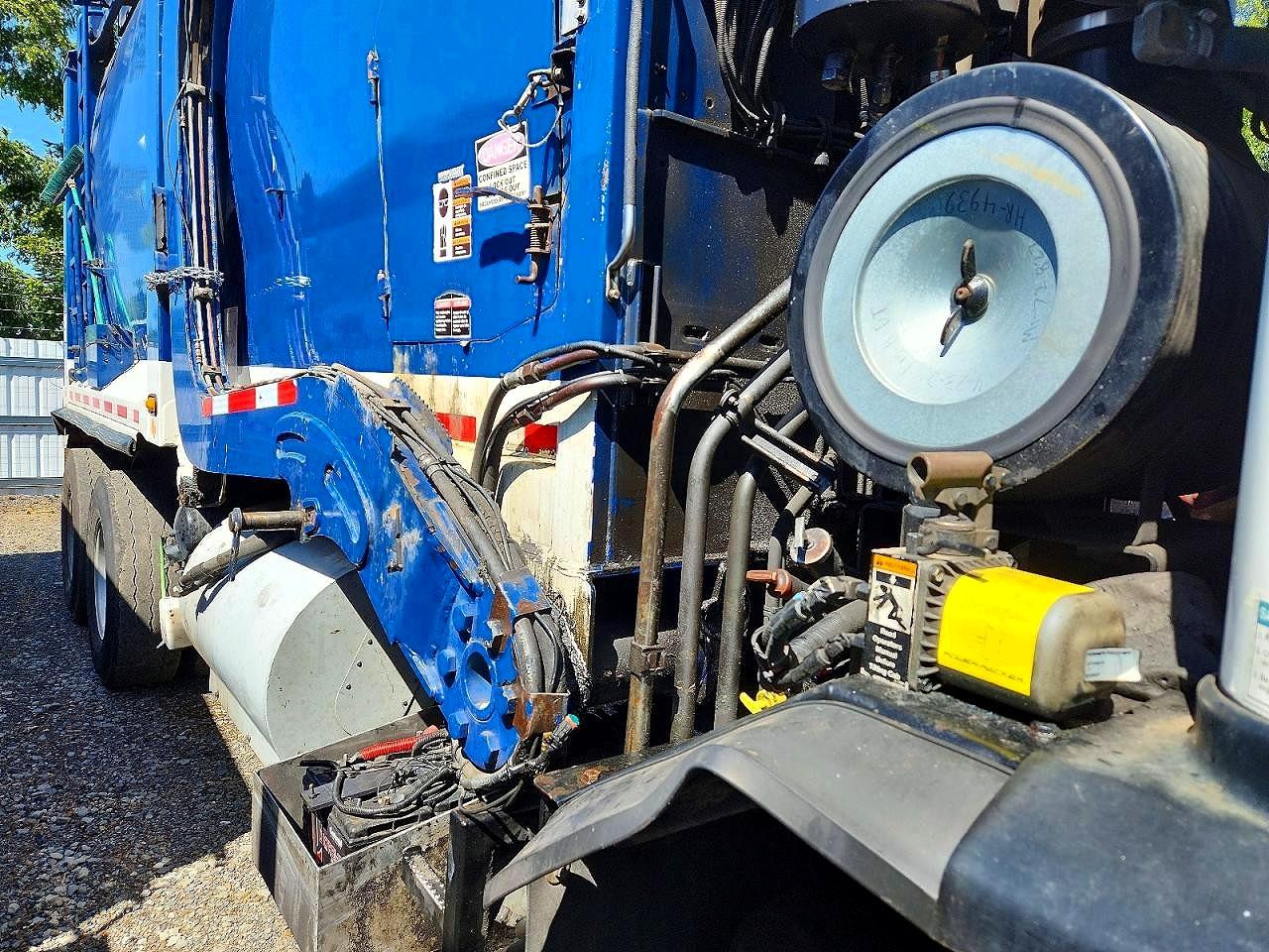 2015 PETERBILT ALL OTHER