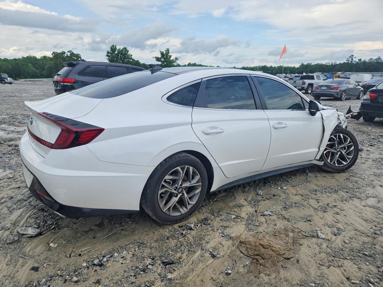 2023 HYUNDAI SONATA