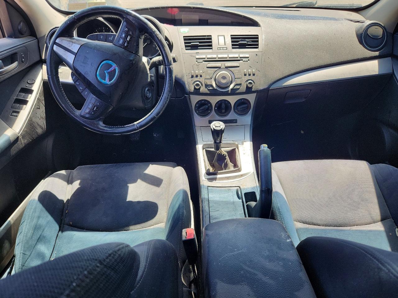 2010 MAZDA MAZDA3