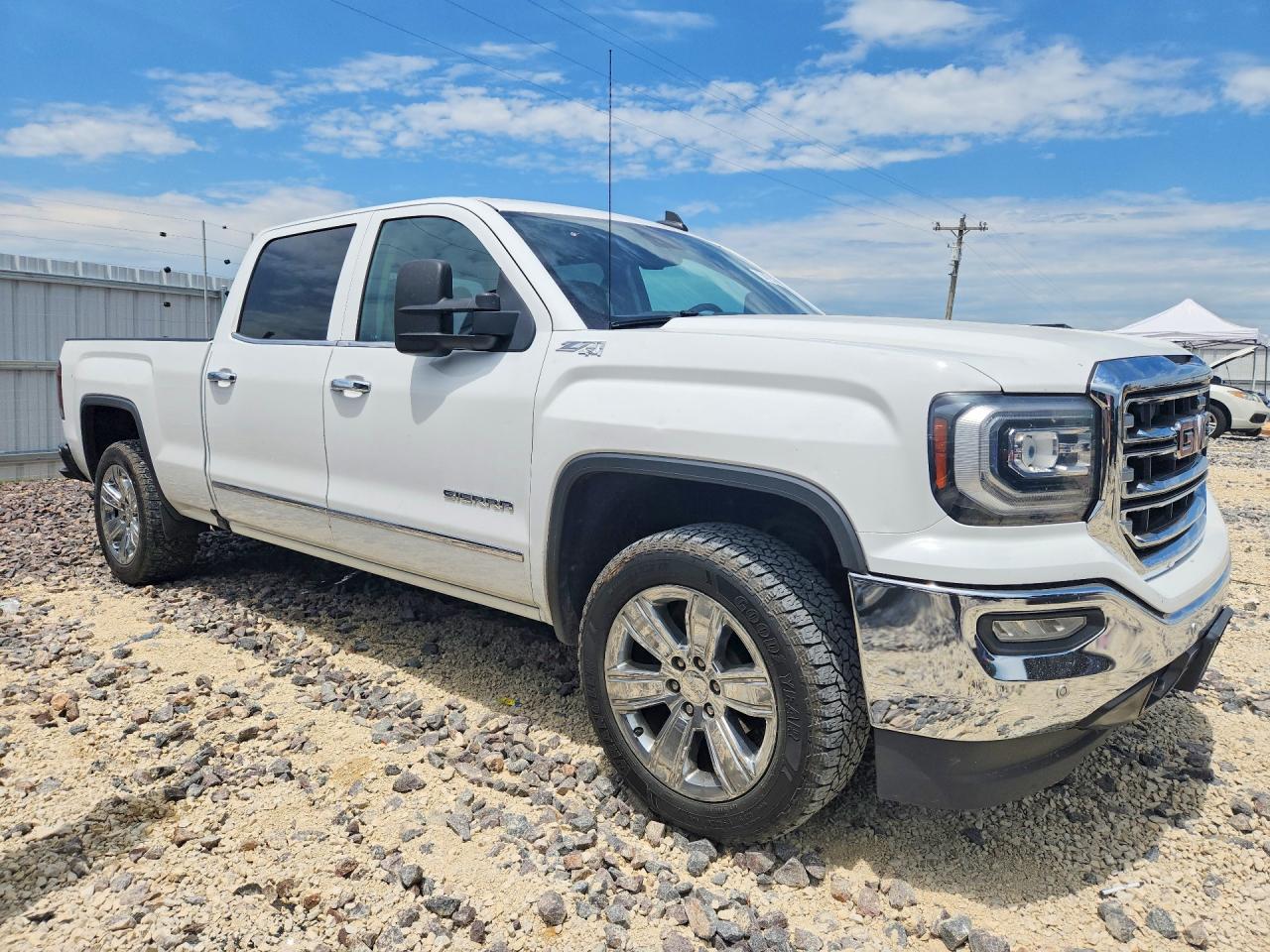 2016 GMC SIERRA
