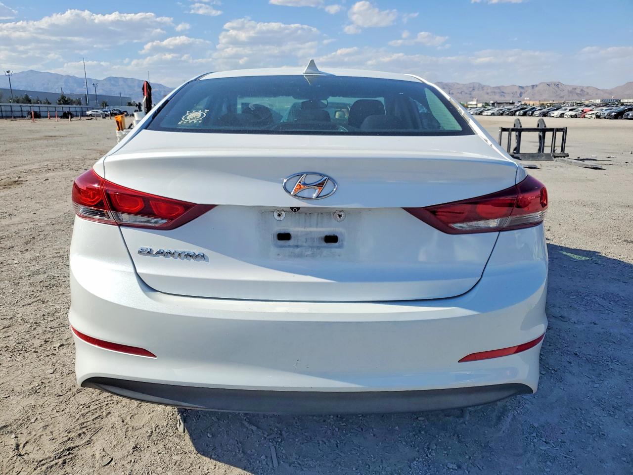 2017 HYUNDAI ELANTRA
