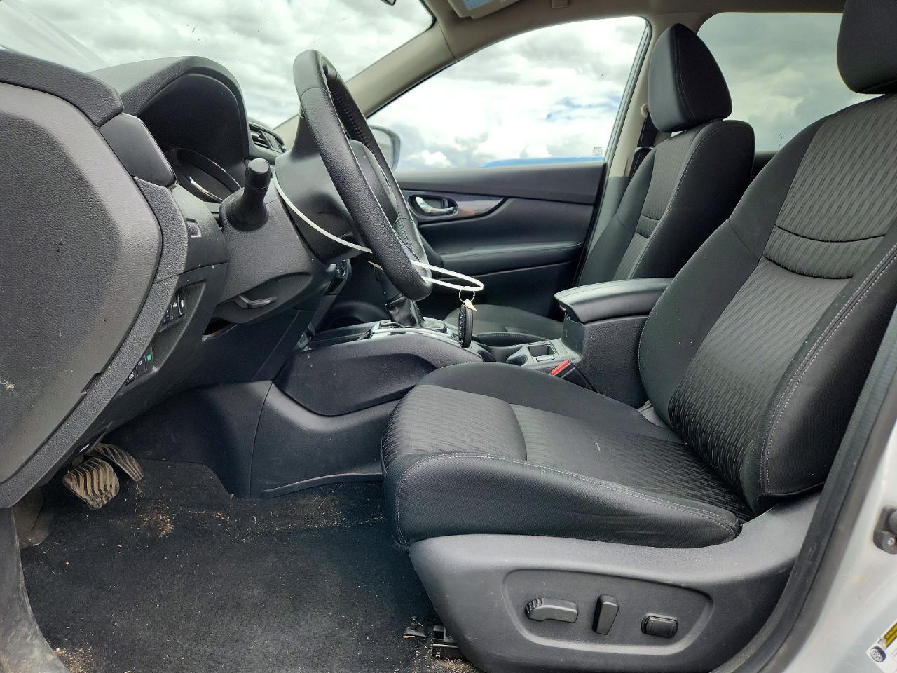 2019 NISSAN ROGUE