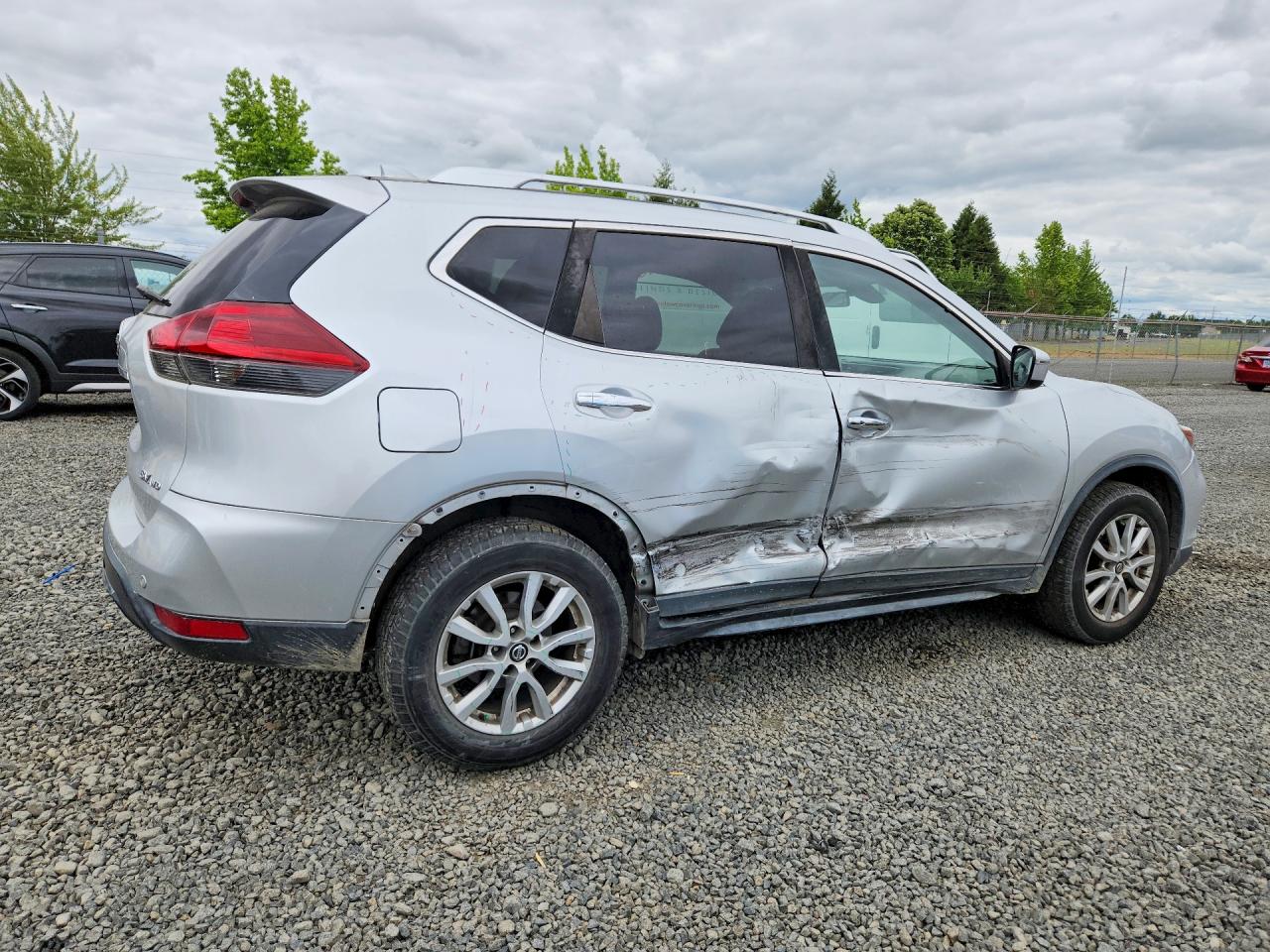 2019 NISSAN ROGUE