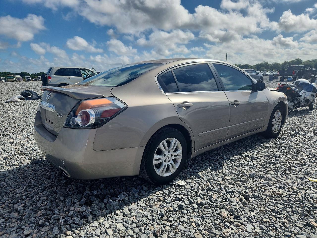 2012 NISSAN ALTIMA