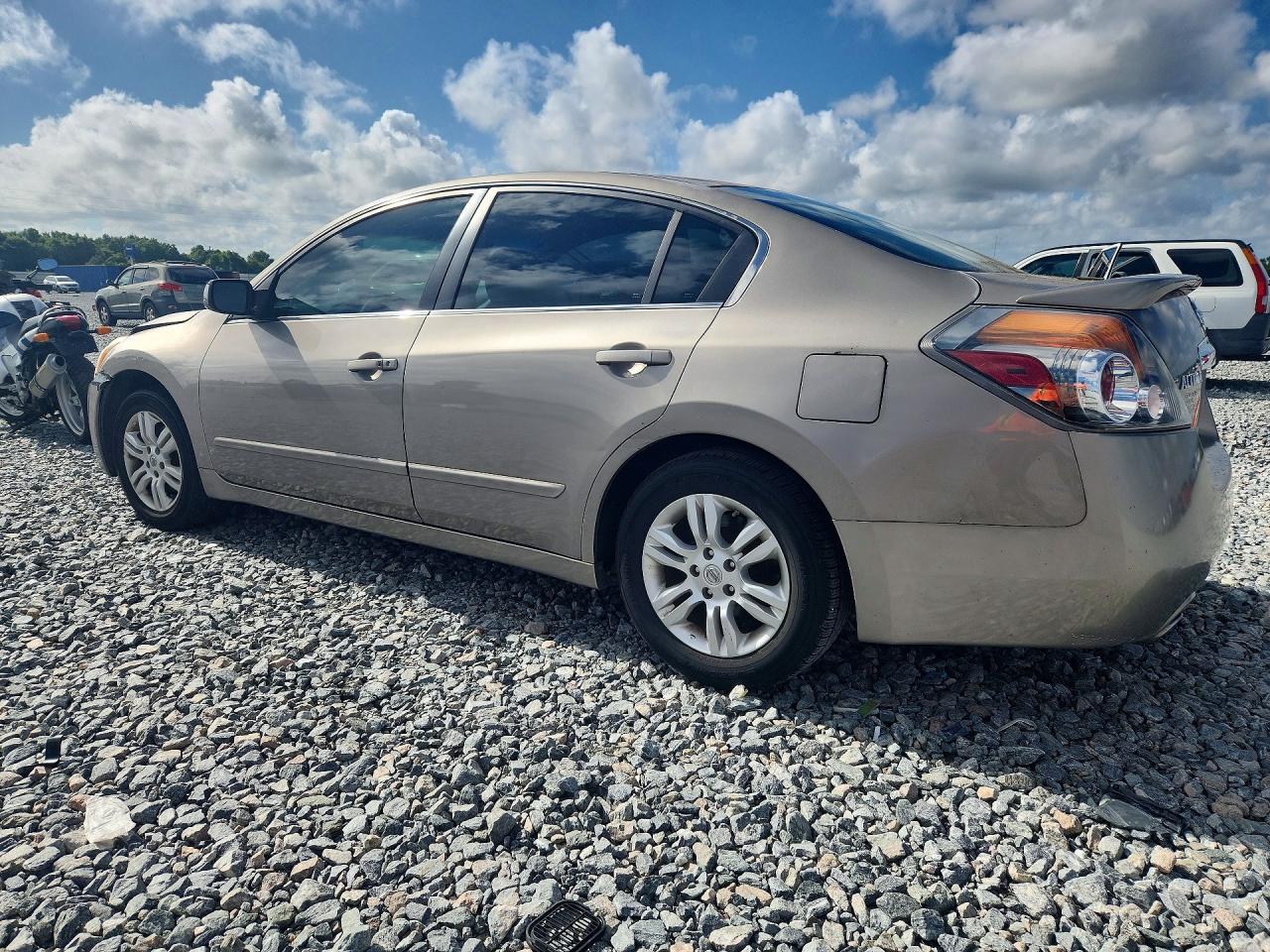 2012 NISSAN ALTIMA