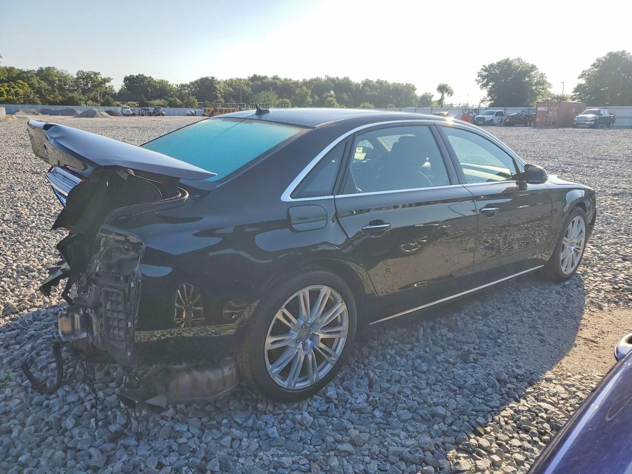 2016 AUDI A8