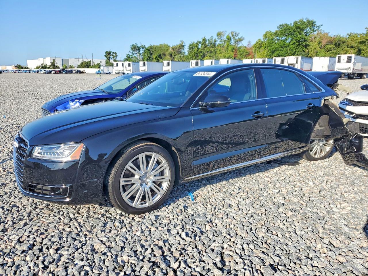 2016 AUDI A8