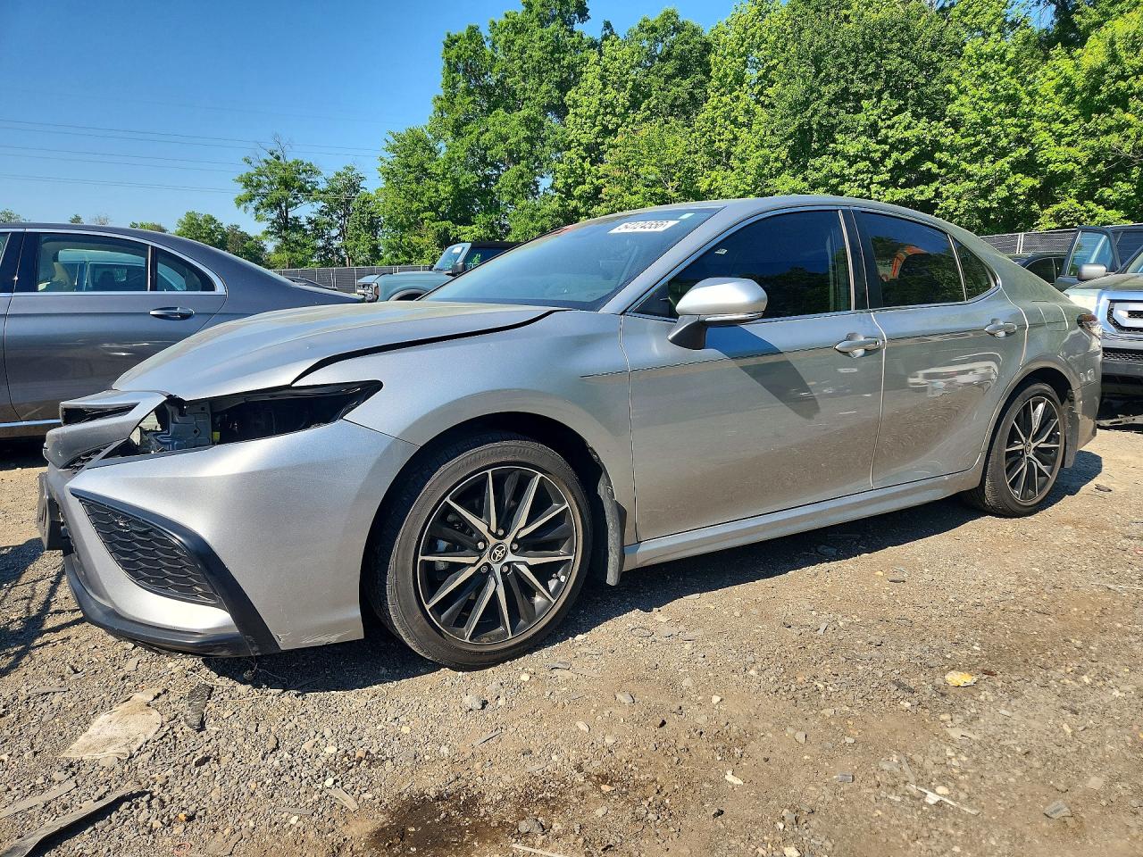 2024 TOYOTA CAMRY
