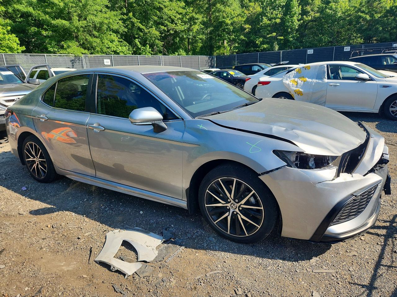 2024 TOYOTA CAMRY