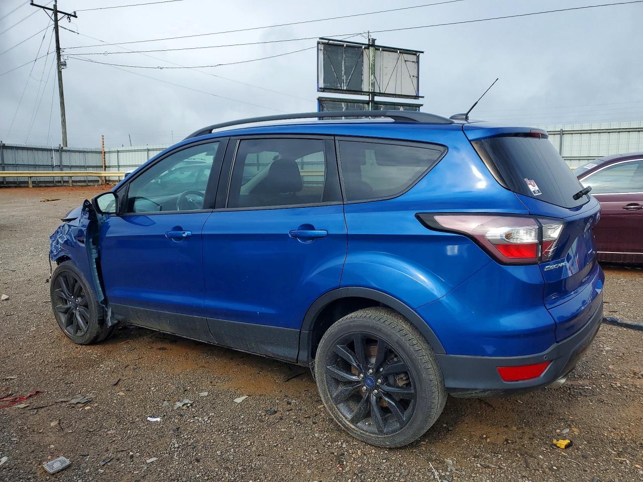 2017 FORD ESCAPE