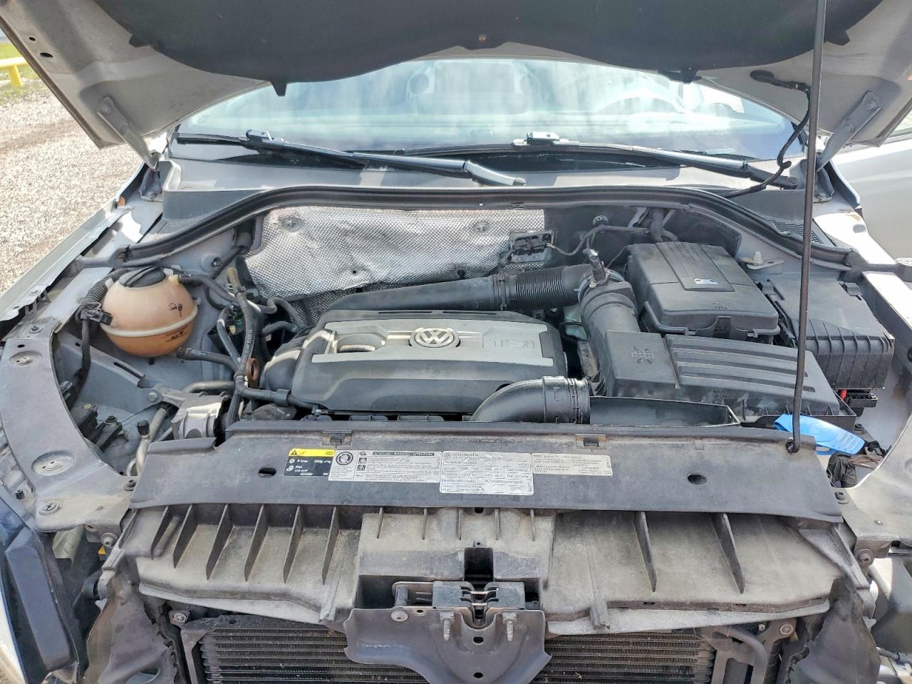 2013 VOLKSWAGEN TIGUAN