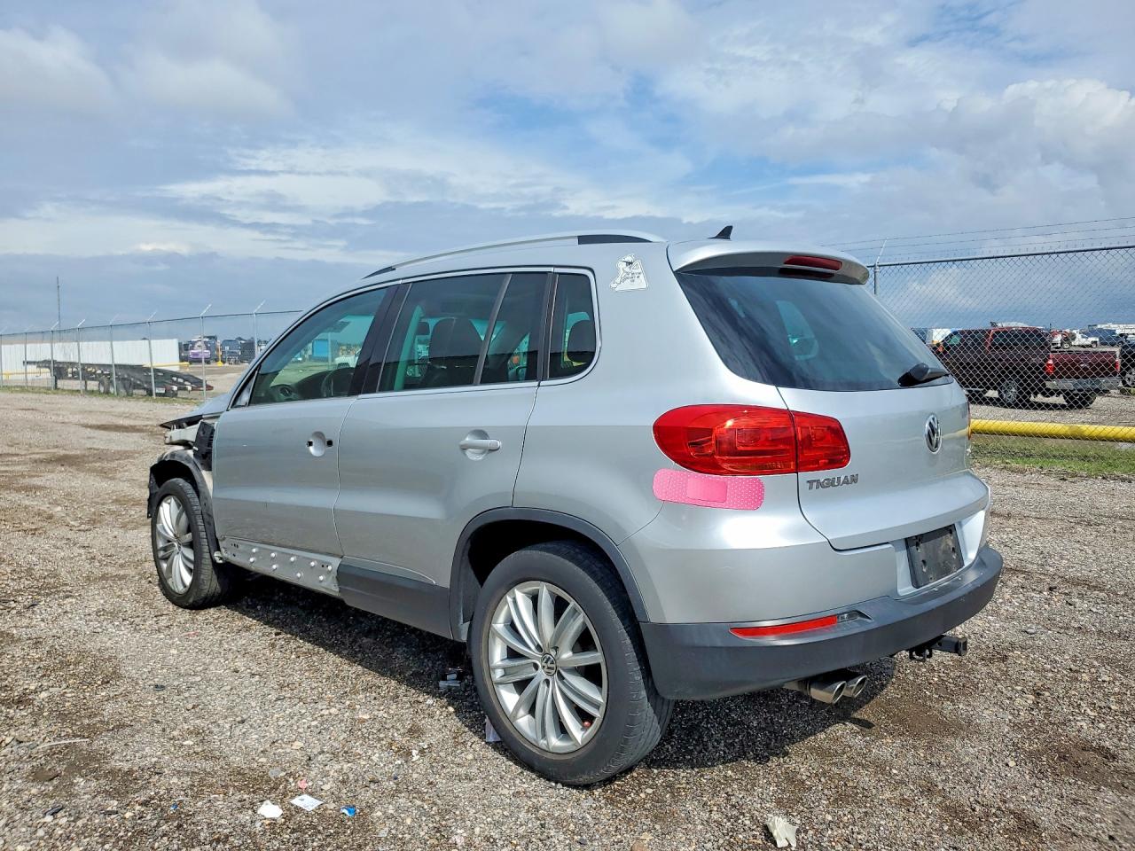 2013 VOLKSWAGEN TIGUAN