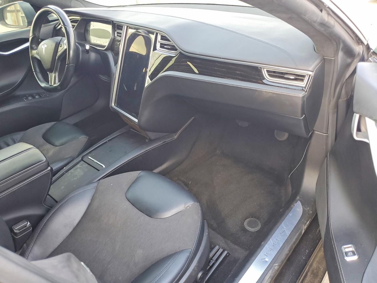2016 TESLA MODEL S