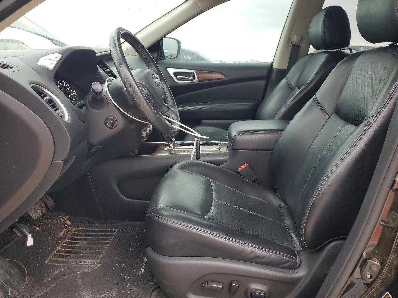 2017 NISSAN PATHFINDER