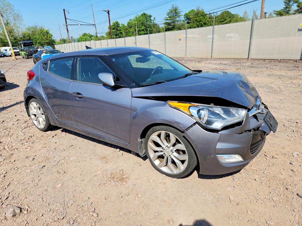 2013 HYUNDAI VELOSTER