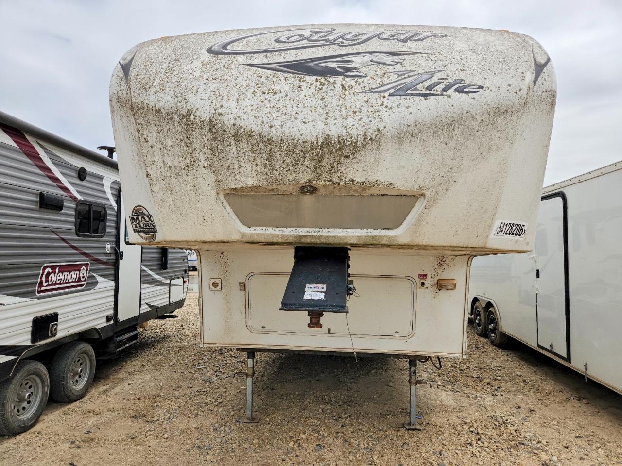 2011 COUGAR 5TH WHEEL