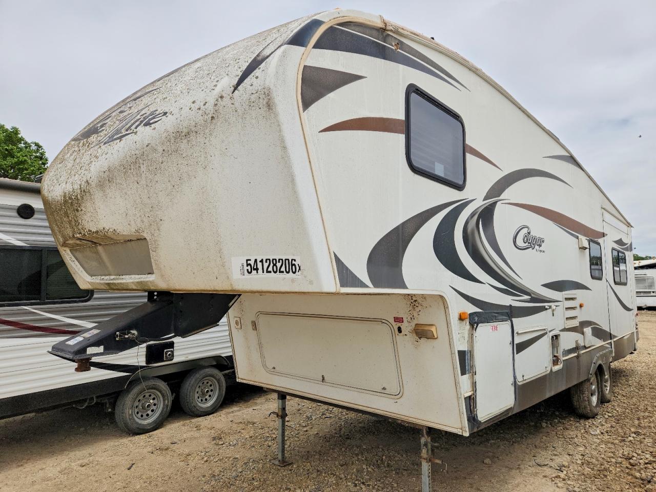 2011 COUGAR 5TH WHEEL