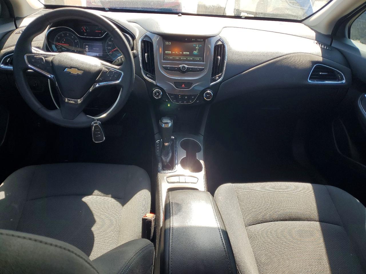 2018 CHEVROLET CRUZE