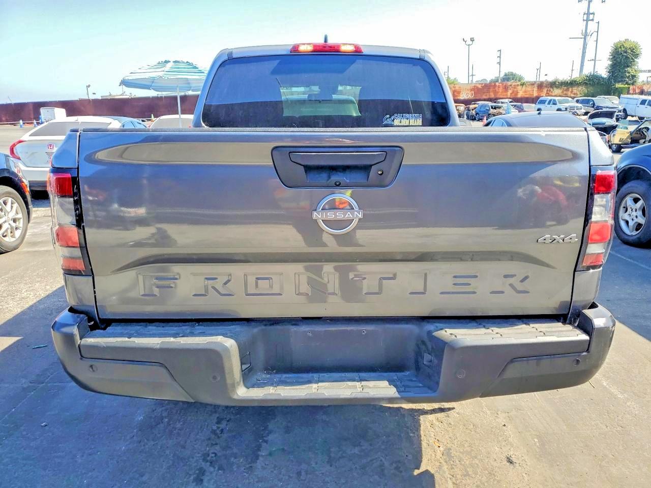 2024 NISSAN FRONTIER