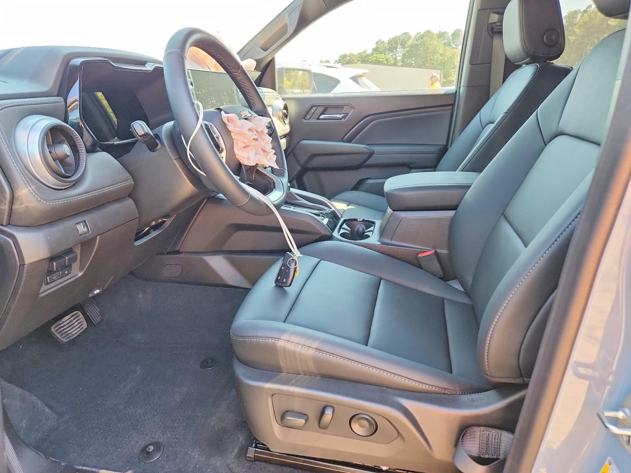 2025 CHEVROLET COLORADO