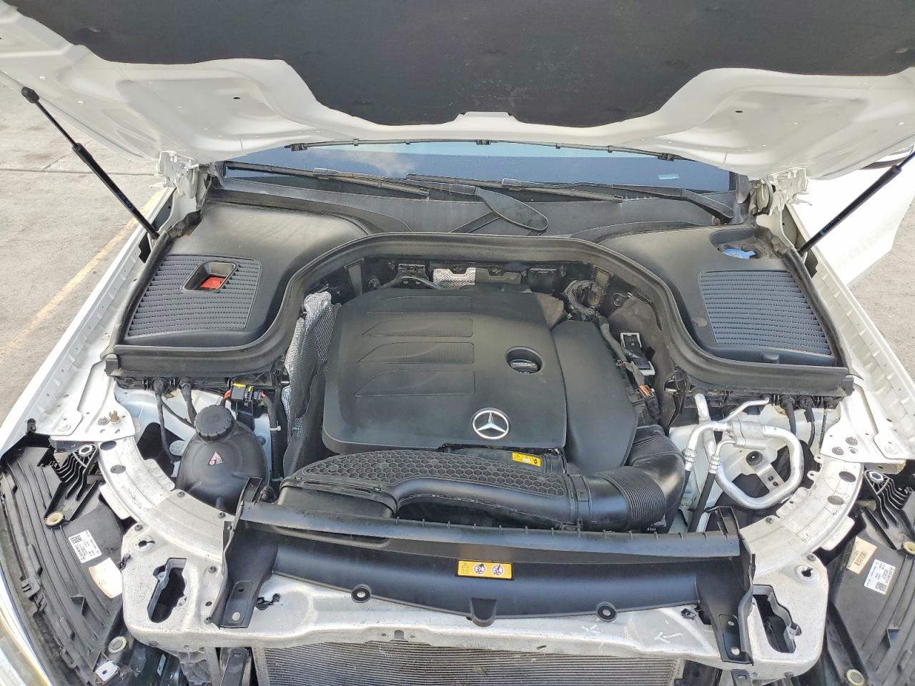 2022 MERCEDES-BENZ GLC-CLASS