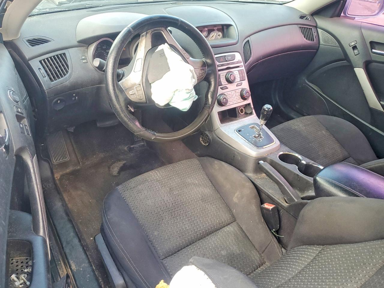 2010 HYUNDAI GENESIS