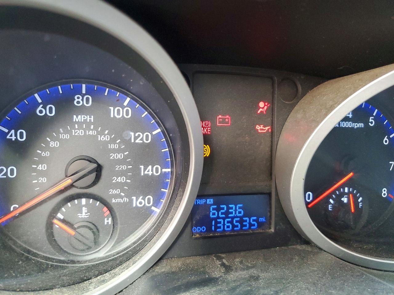 2010 HYUNDAI GENESIS