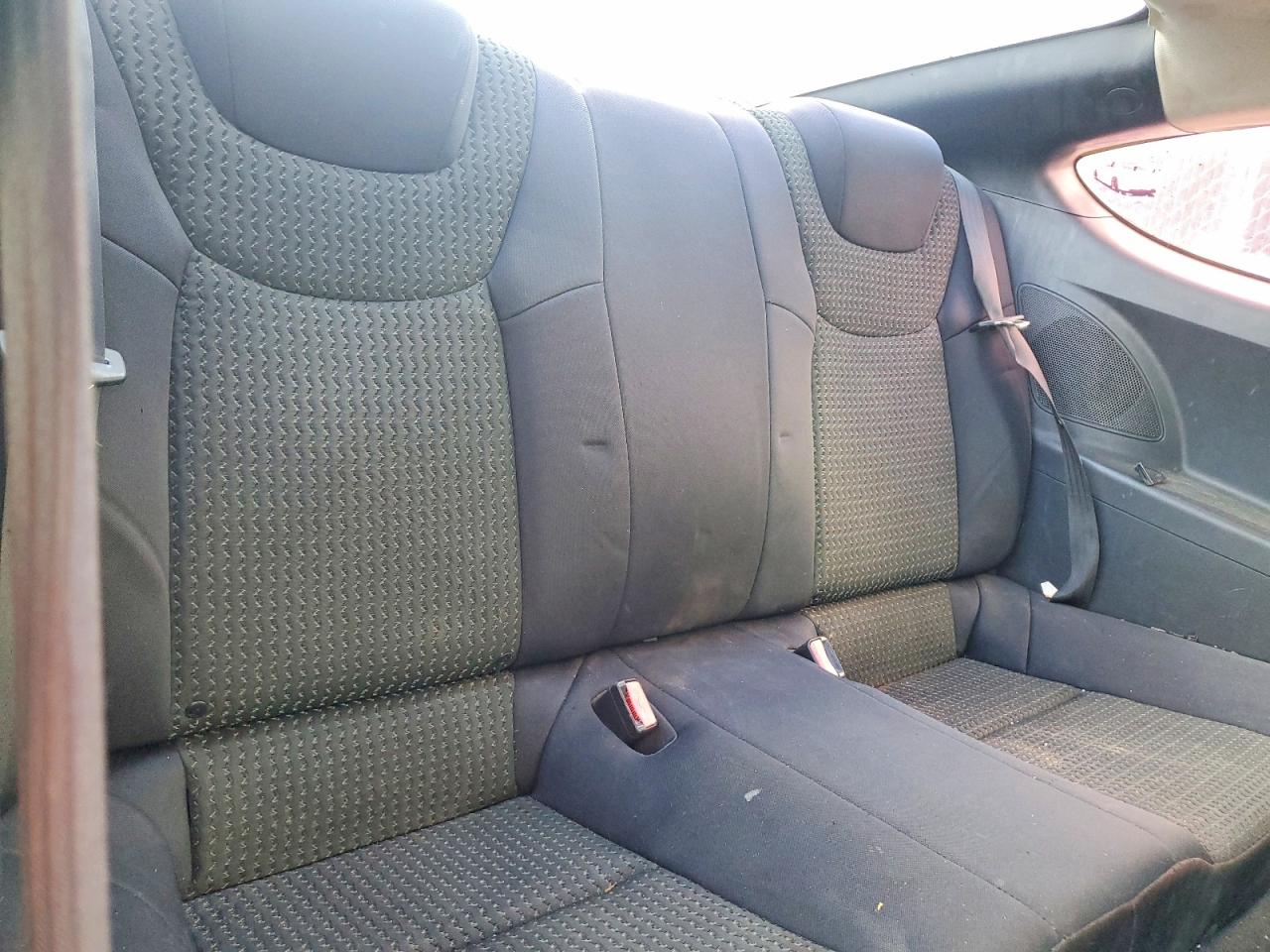 2010 HYUNDAI GENESIS