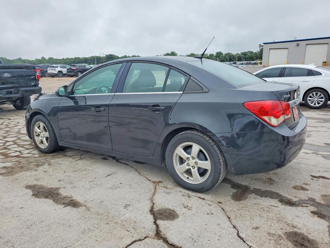 2011 CHEVROLET CRUZE