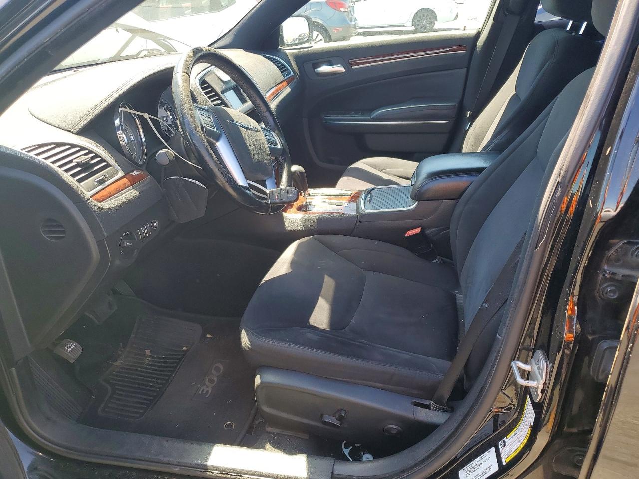 2012 CHRYSLER 300