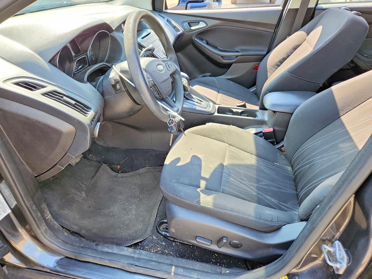 2016 FORD FOCUS