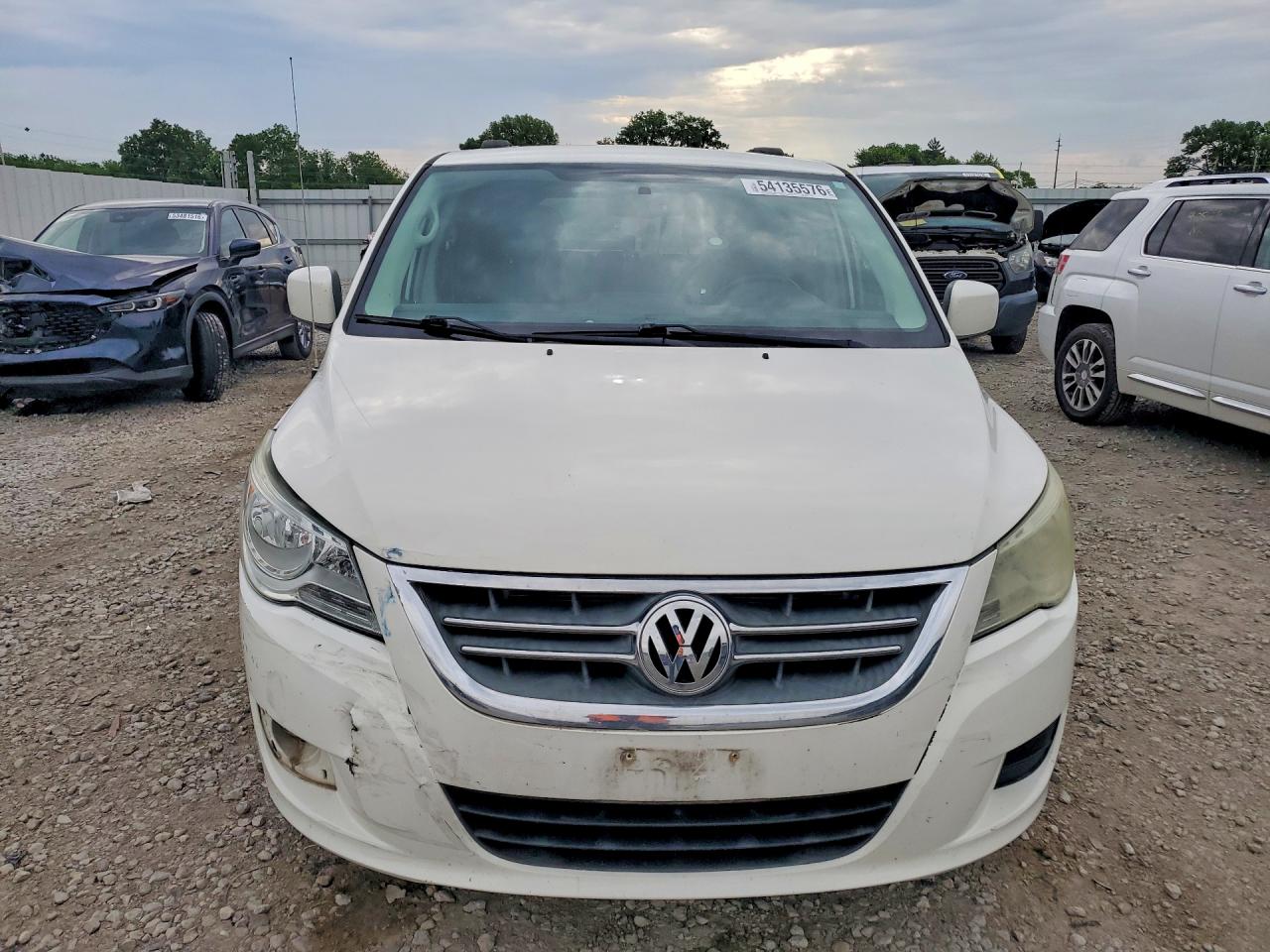 2012 VOLKSWAGEN ROUTAN