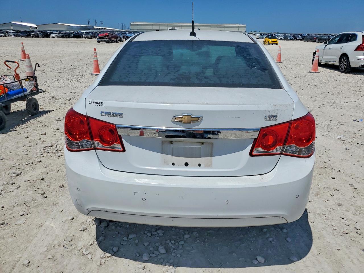 2011 CHEVROLET CRUZE