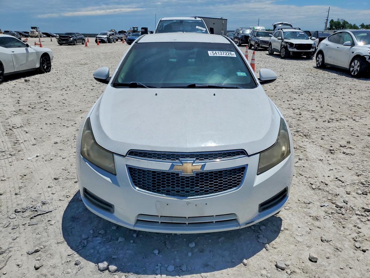 2011 CHEVROLET CRUZE