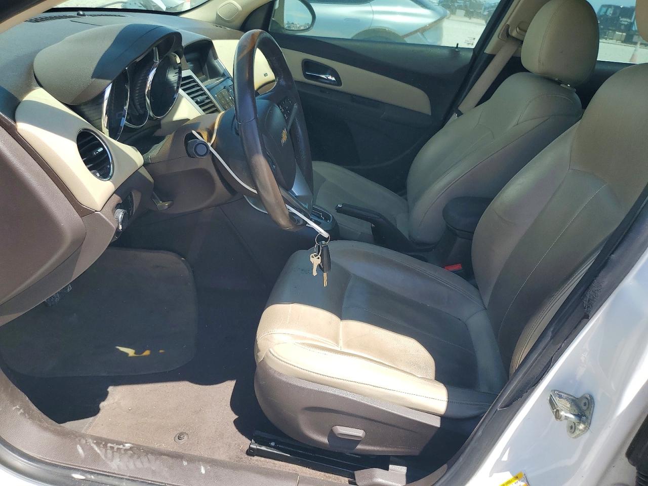 2011 CHEVROLET CRUZE