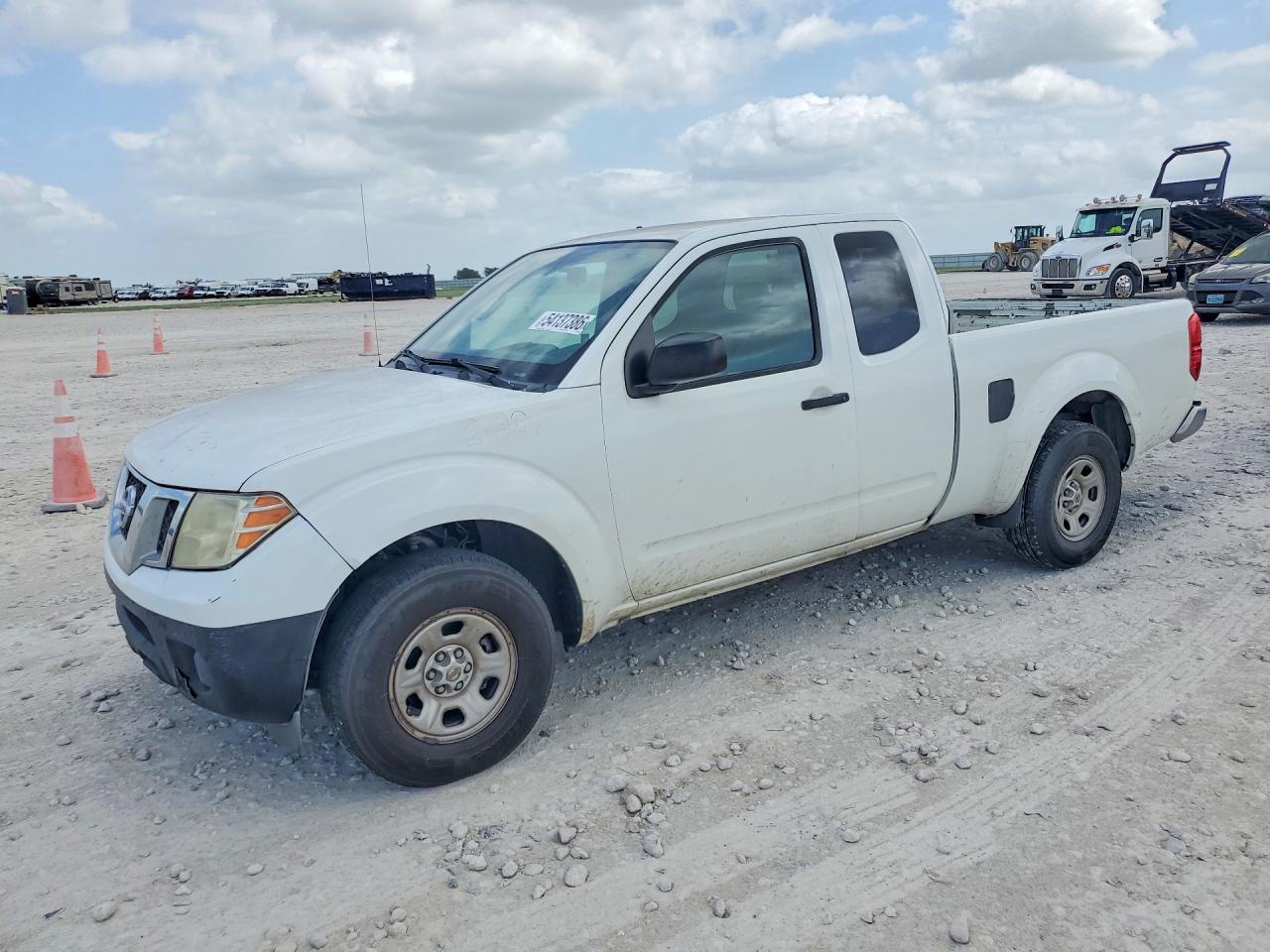 2015 NISSAN FRONTIER