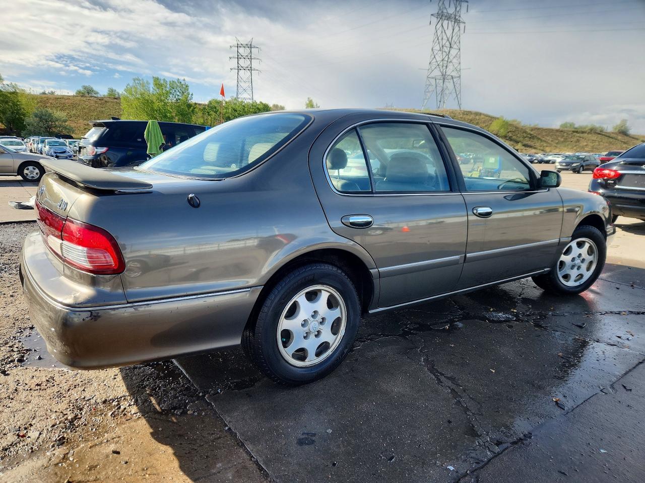 1998 INFINITI I30