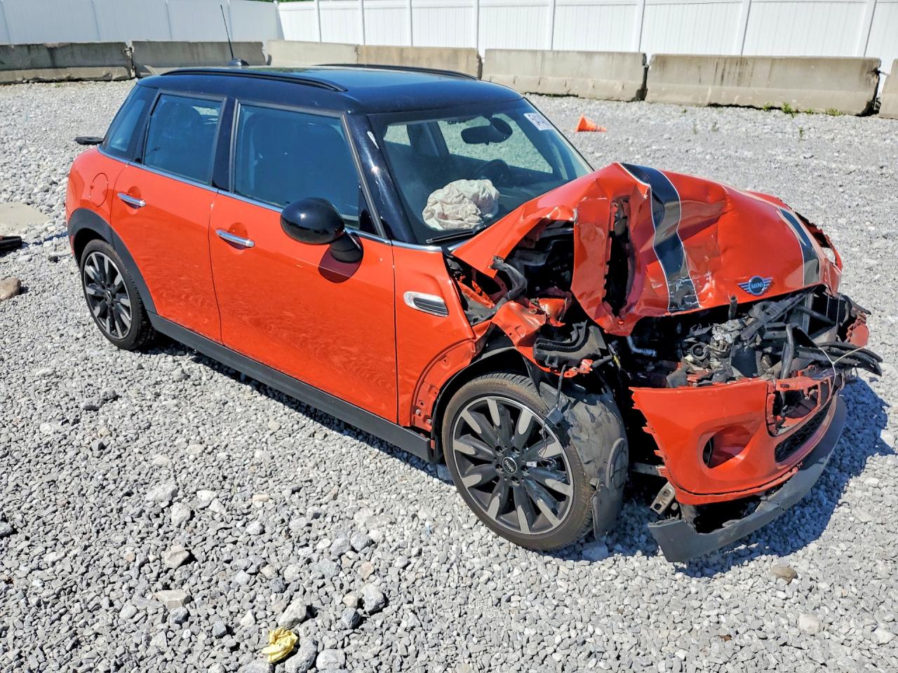 2019 MINI COOPER