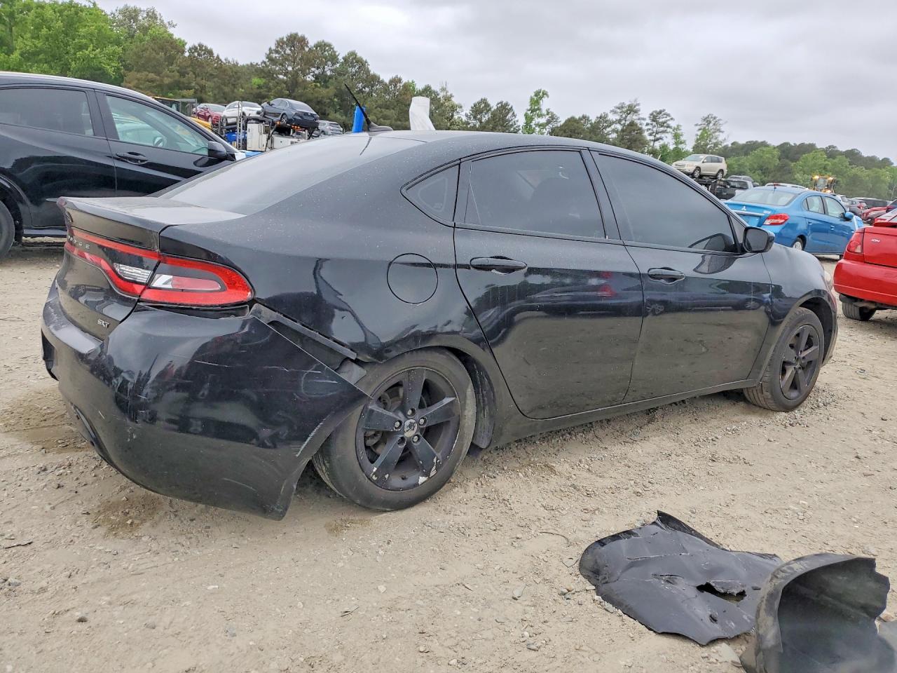 2015 DODGE DART
