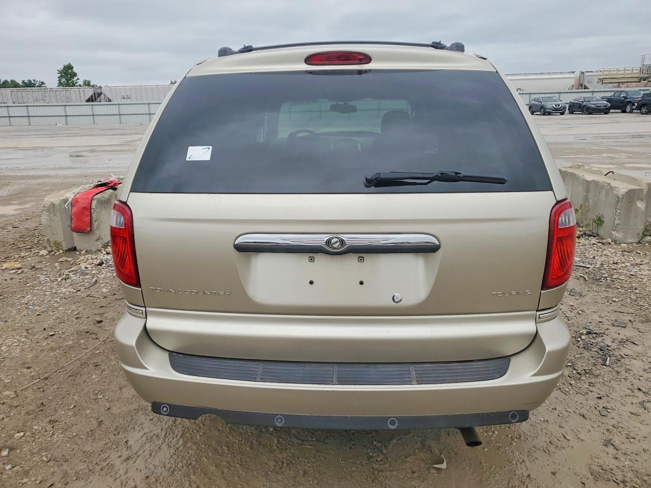 2005 CHRYSLER MINIVAN