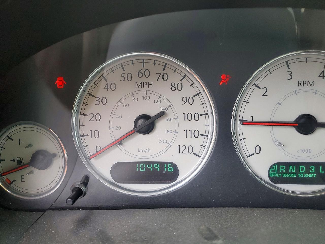 2005 CHRYSLER MINIVAN