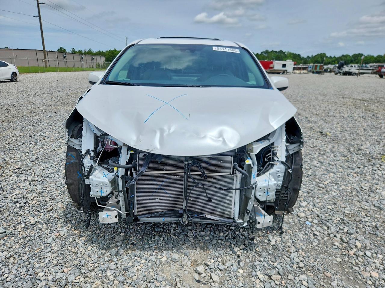 2025 TOYOTA SIENNA